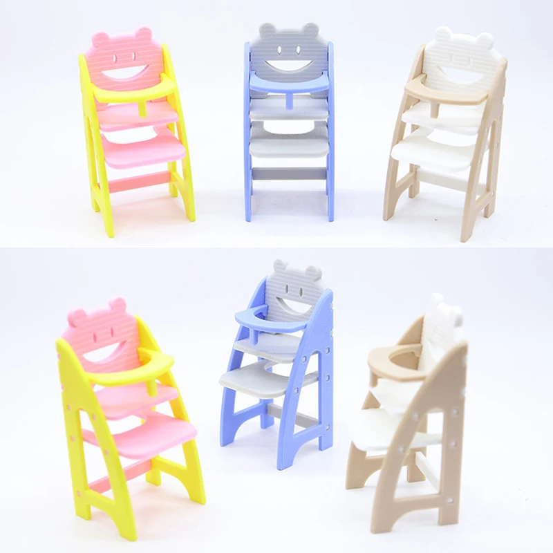 Gioco di finzione per bambini Modello di seggiolone per bambini in scala 1/12; Mobili per casa delle bambole e accessori per lo spazio abitativo