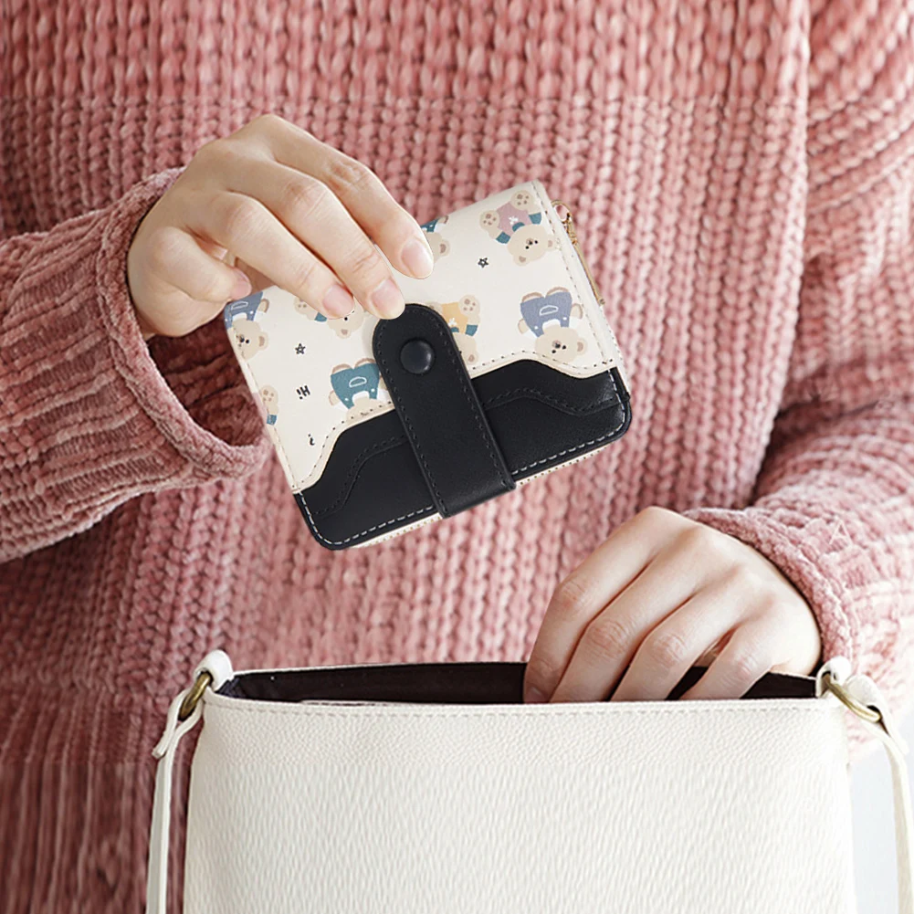 محفظة قصيرة على شكل دب لطيف مع إبزيم لحامل بطاقات الائتمان ومحفظة رفيعة للعملات المعدنية للنساء والفتيات