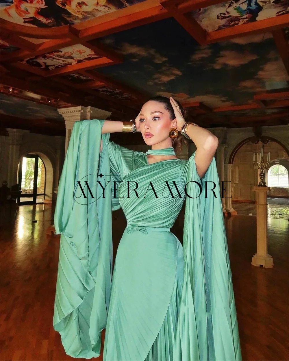 High Quality Green V-Neck Evening Dresses Long Sleeves A-Line Pleat Prom Dresses Customized robes de soirée