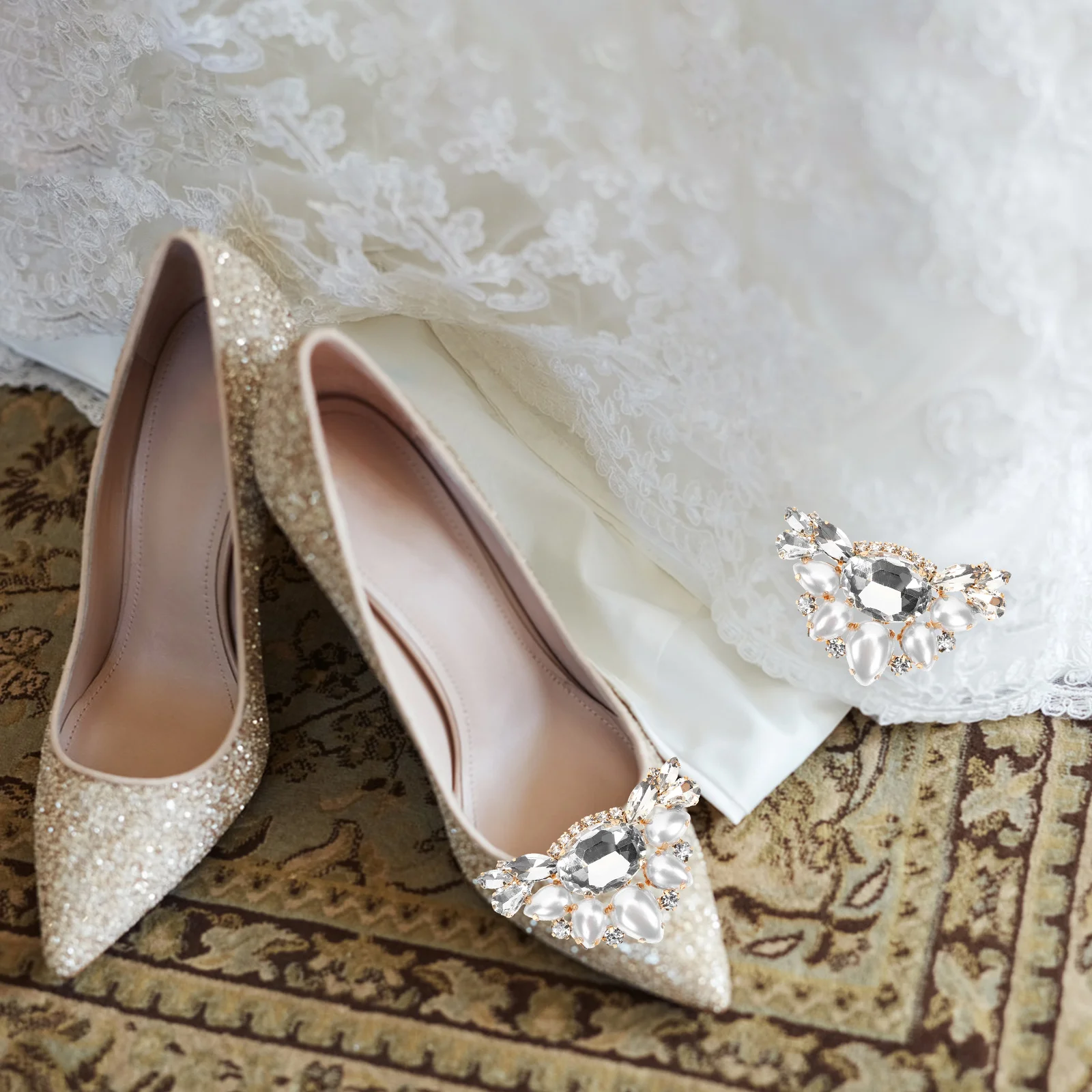 

1Pair Crystal Shoe Clips Exquisite Decorations for Pumps Heel Wedding Bridal Fashion Accessories Shoe Clips for Pumps