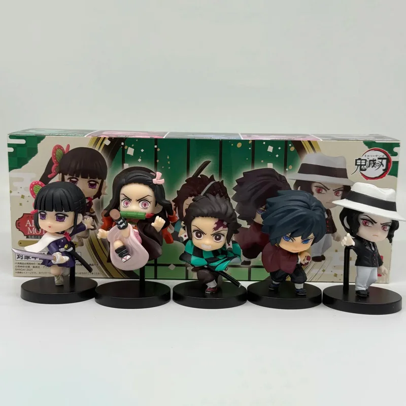 En stock 55mm Bandai Demon Slayer PUBG mouvement PVC figure ensemble Tanjiro Zenitsu boîte anime figure modèle jouet boîte aveugle bonbons jouets