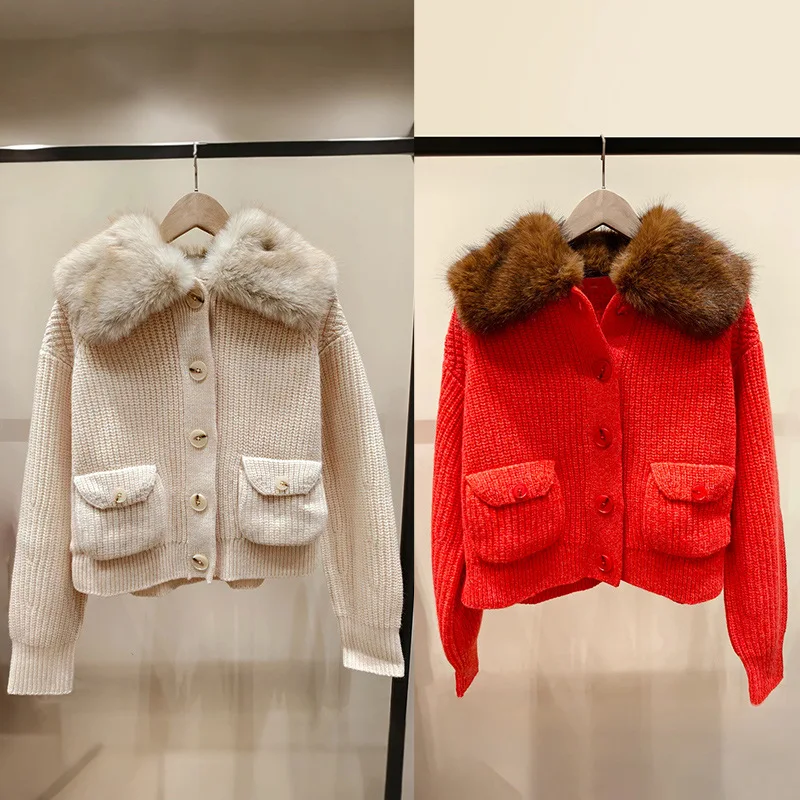 

【Gift Free】2026 Early Spring French Niche New Year Limited Wool Knit Cardigan with Detachable Furry Oversized Collar for Women