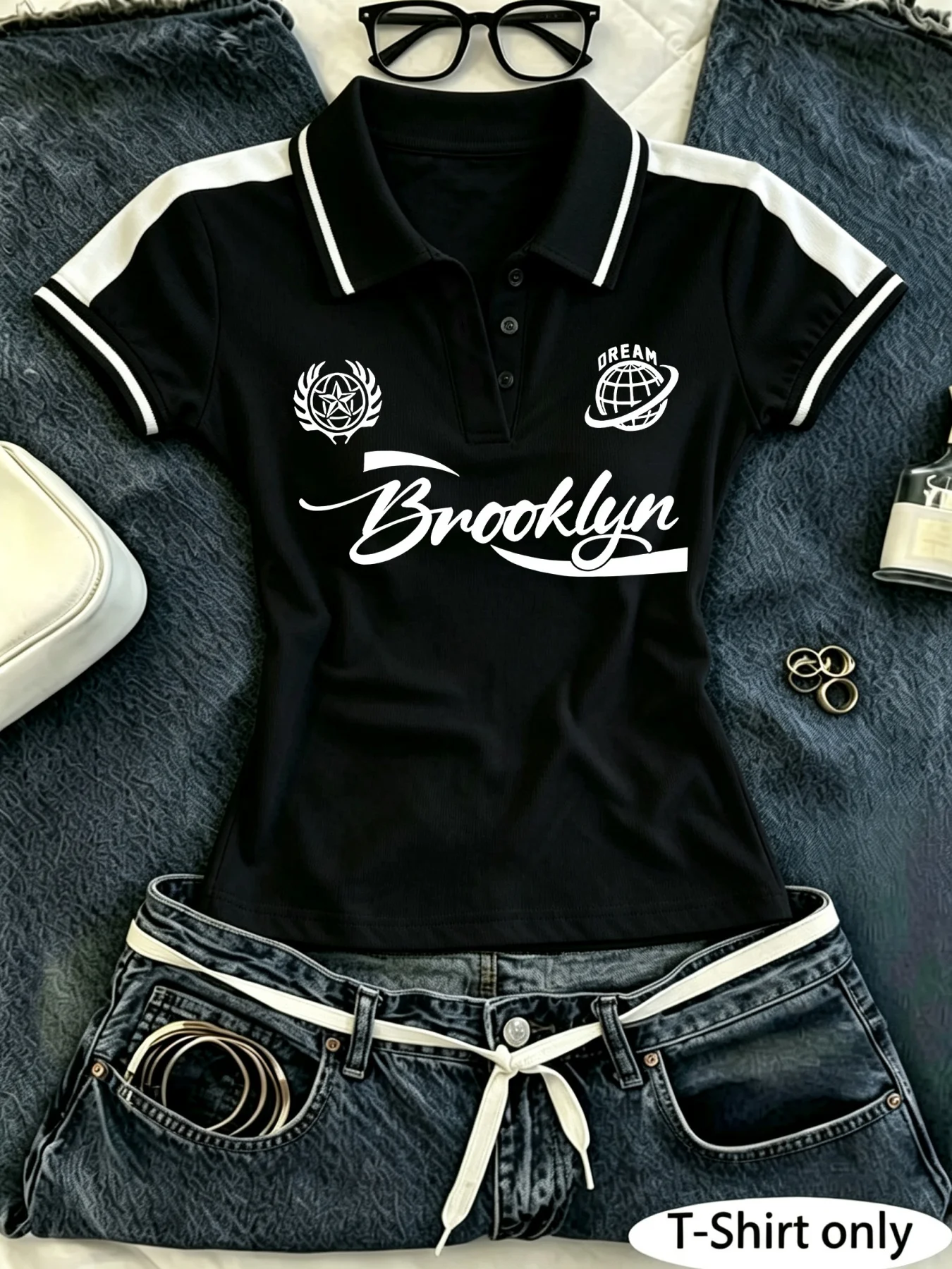 Damen-Polo-Shirt mit Kontraststreifen, Brooklyn Letter Globe Star Print Slim Top, Golf-Freizeitkleidung, schönes Sommergeschenk für trendige Mädchen – Detail 1
