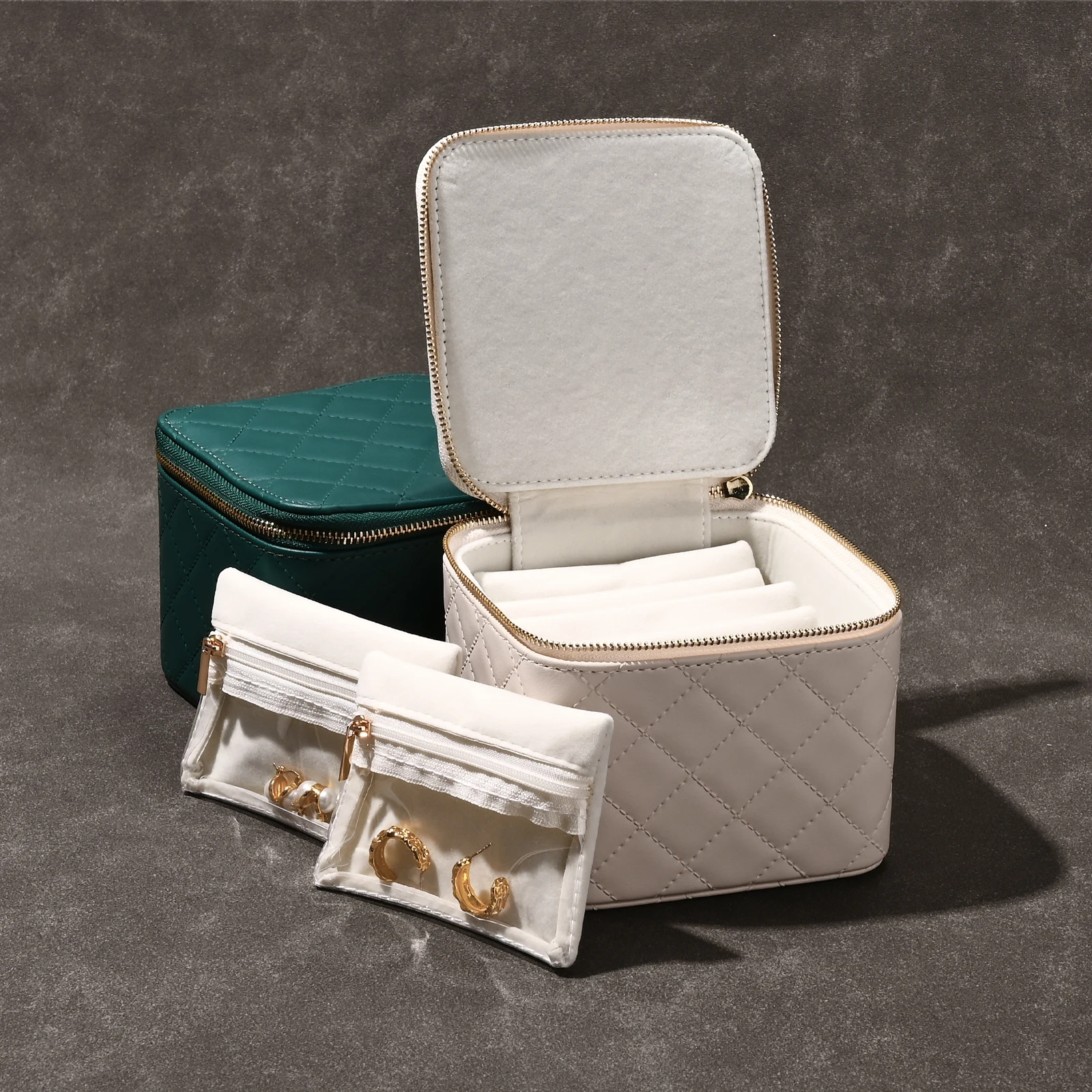 Сумка для хранения ювелирных изделий Oirlv: портативный органайзер с несколькими маленькими мешочками для ожерелья, серег, браслетов, идеально подходит для путешествий