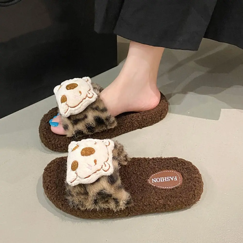 Sandal Rumah Kapibara Lembut dan Empuk, Boneka Kapibara Kartun, Sandal Anti-Selip, Sepatu Kapas Musim Dingin yang Lucu untuk Wanita