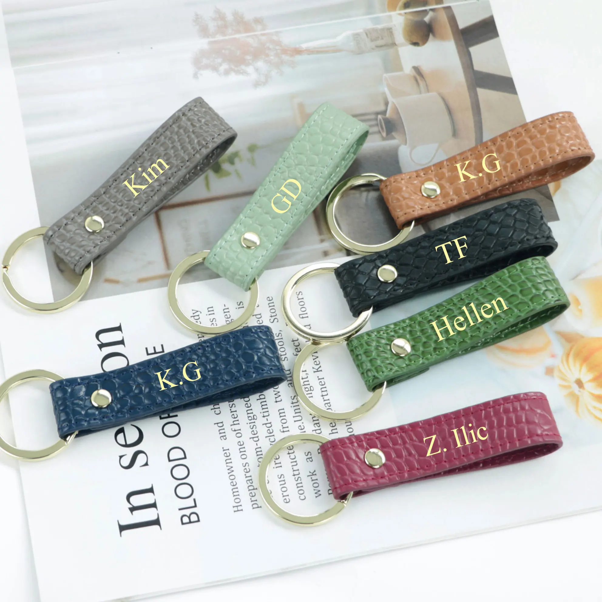 

Keychain Free Personalization Custom Initial Name Pebble Grain Genuine Leather Car Keyring Dropshipping High Quality Cowhide