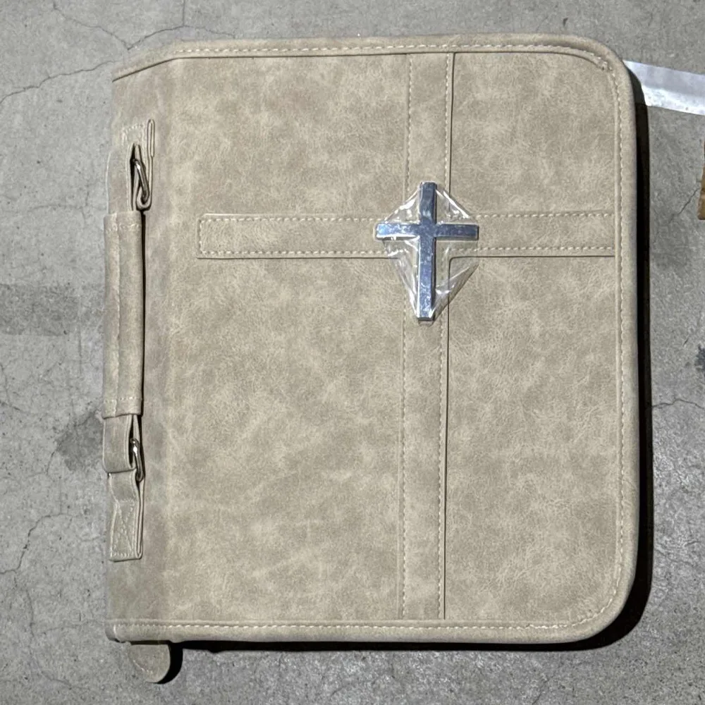 Cross-themed Vegan Leather Bible Cover Dust-proof with Phone Pocket Bible Carrying Case Scratch Resistant Zipper Closure