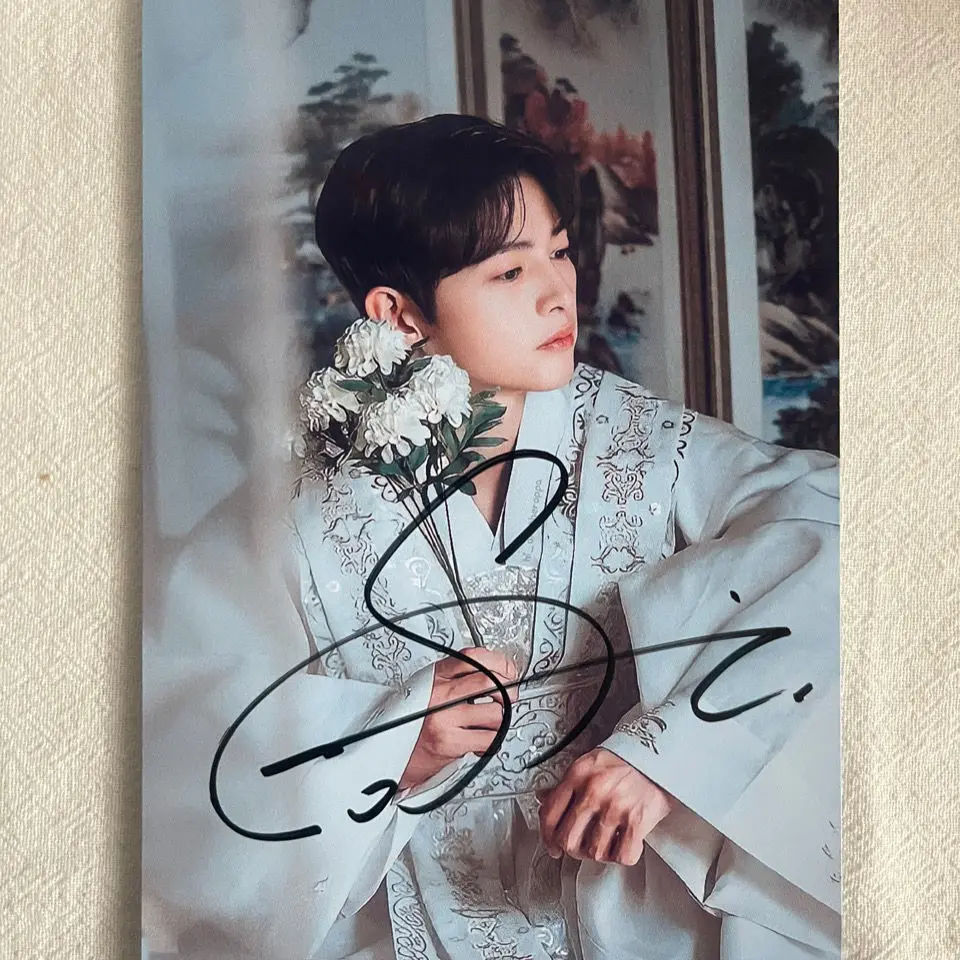 Joong-ki Song Signature Photo Hand Signed Photo