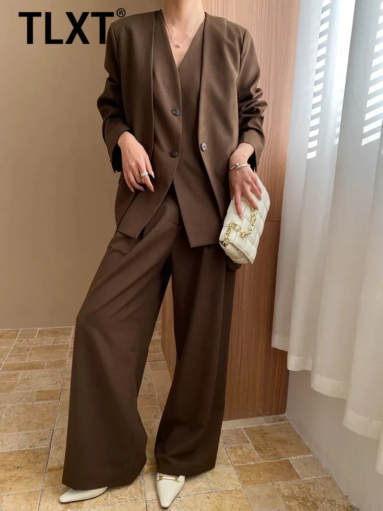 

TLXT Элегантная женская однотонная одежда из трех предметов, блейзер с длинным рукавом и v-образным вырезом, однобортный жилет, брюки с высокой талией, лето 2025 XK1271