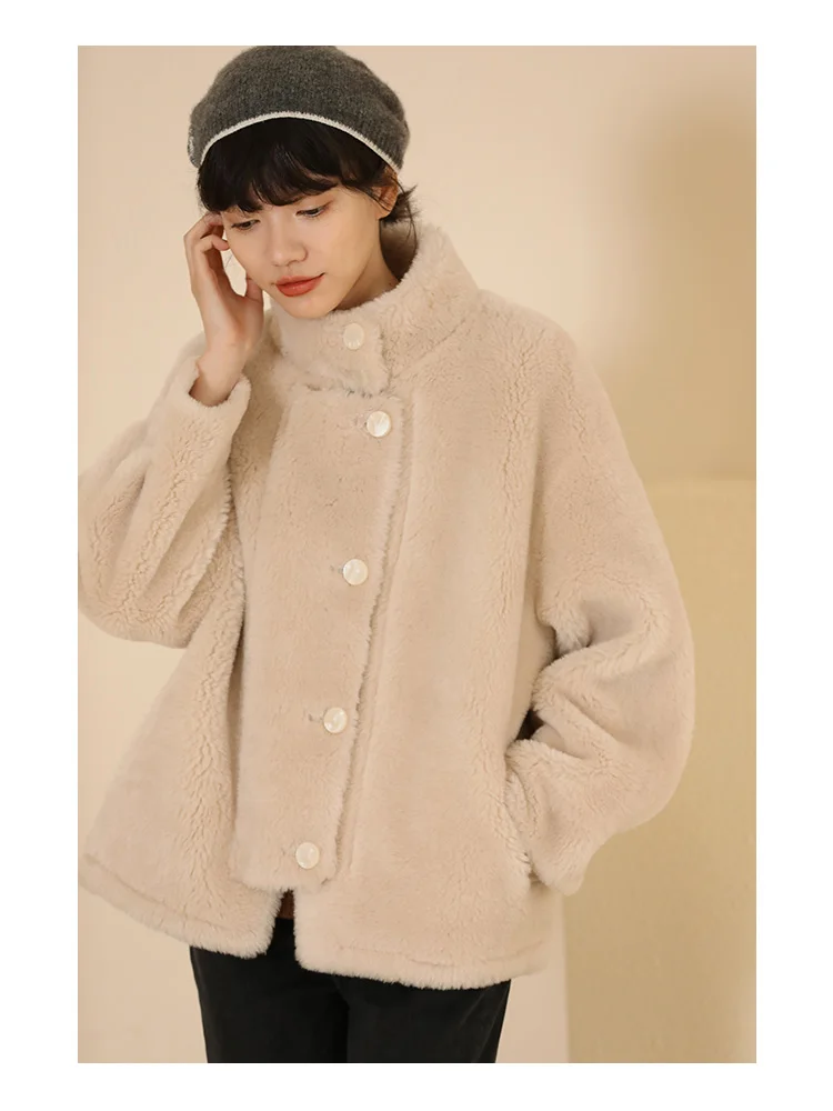 

Young Sle Ivory Pink Teddy Coat Loose Fit ort Length Slimming Effect Polyester Fabric Long Sve Button Closure Jaet