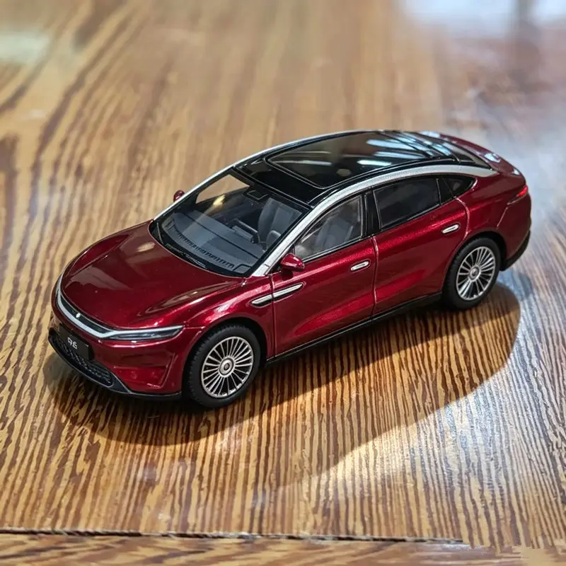 Bburago 1:64 BYD Great Han Coupe ATTO Sealion 8 SUV Alloy Sports Car Model Diecast Metal New Energy Vehicles Car Model Kids Gift