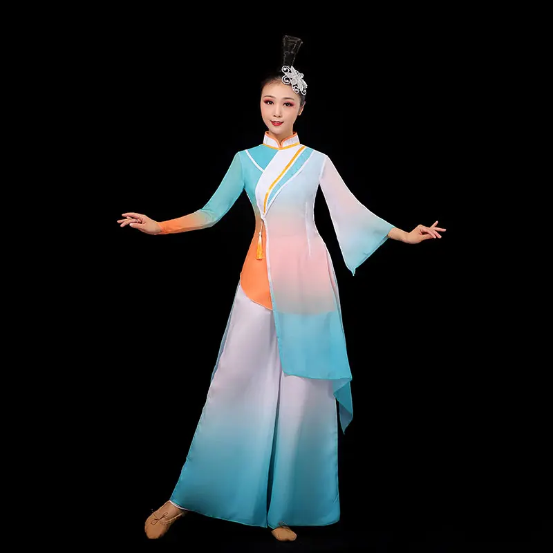 Performance de danse classique pour femme, danse parapluie élégante de style chinois, danse en éventail, performance de danse yangko