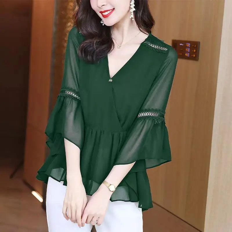 Korean Skinny Hollow Out V-neck Chiffon Shirt For Women, Super Fairy 2024 Summer New Stylish Top, Mom Temperament Small Shirt