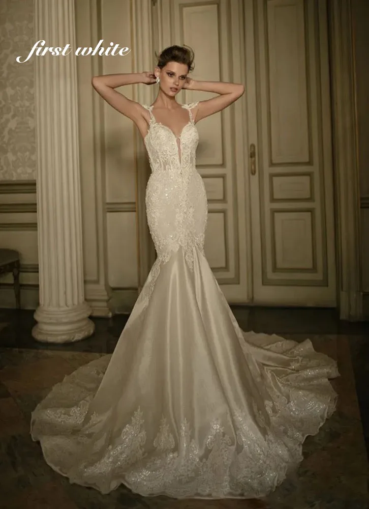 Mermaid Wedding Dress V-neck Spaghetti Straps Lace Appliques Satin Bridal Gown Low Back Court Train Vestidos De Novia Custom