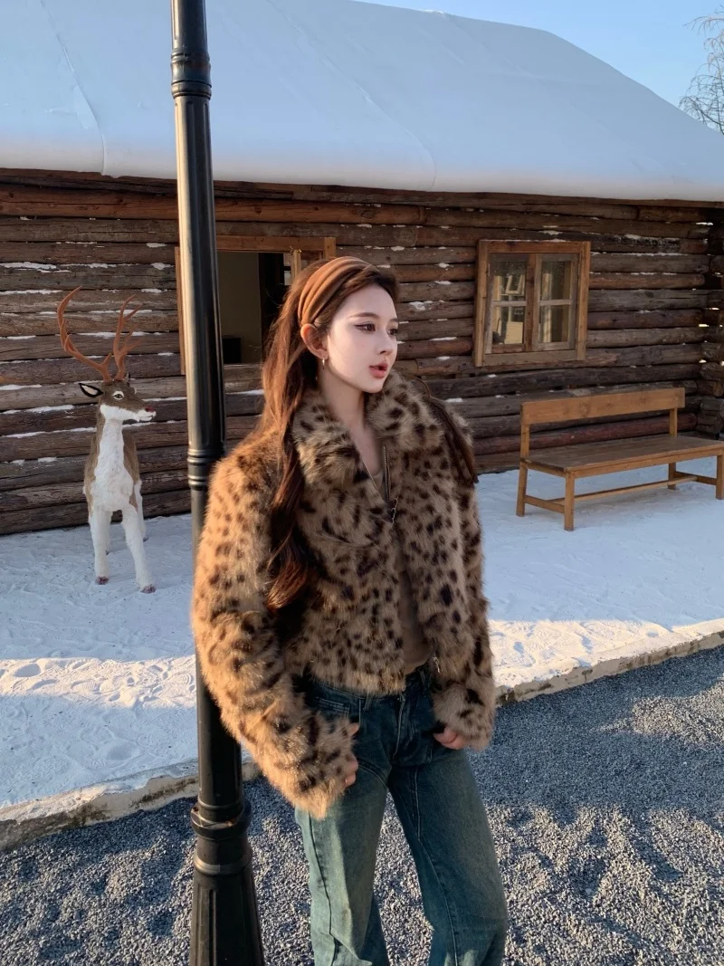

Eco-Friendly Vintage Leopard Print Fur Coat Women's Spring Fashionable Loose Fur And Leather Integrated Top Zipper Closure Lo...