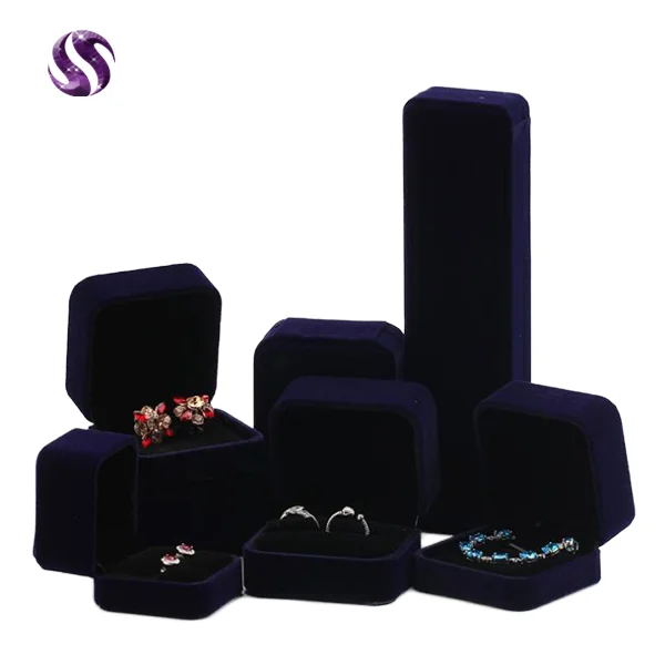 

Luxury Velvet Red Jewelry Gift Boxes for Necklaces Earrings Rings