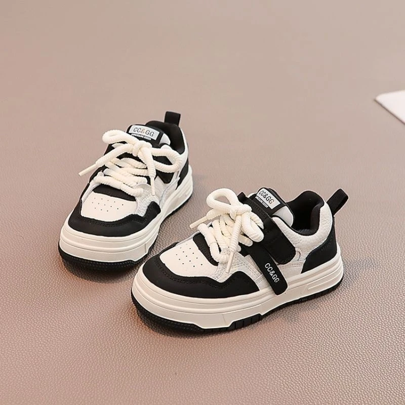 

Children’s Breathable Sports Sneakers Low Top Casual Running Shoes for Boys and Girls Lightweight White Shoes Trendy Design