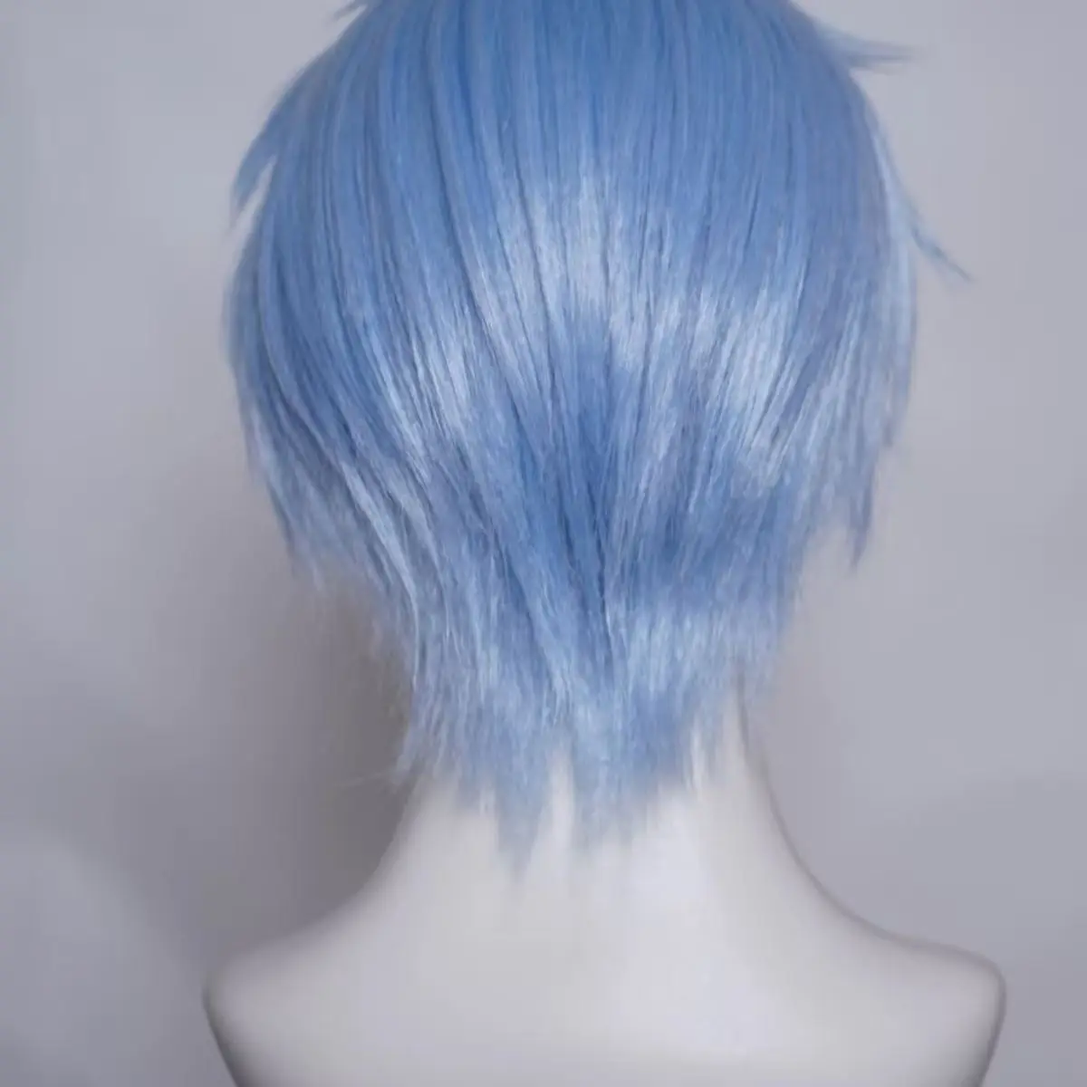 黒子テツヤ ブルーコスプレウィッグ ショートアニメヘア 男性用 黒子のバスケ ハロウィンコスチュームアクセサリー