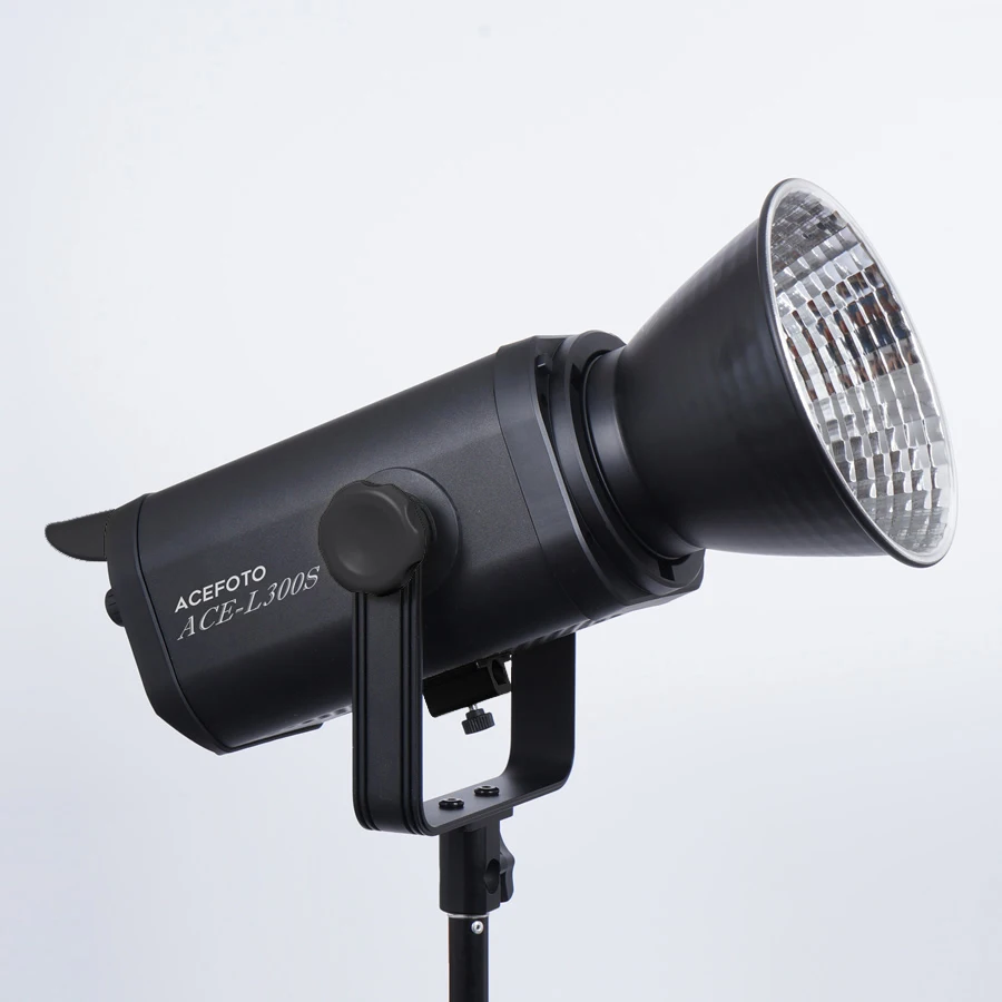 300W Upgrade Version 5500K Bowens Mount Daylight Balanced LED Continuous Video Light