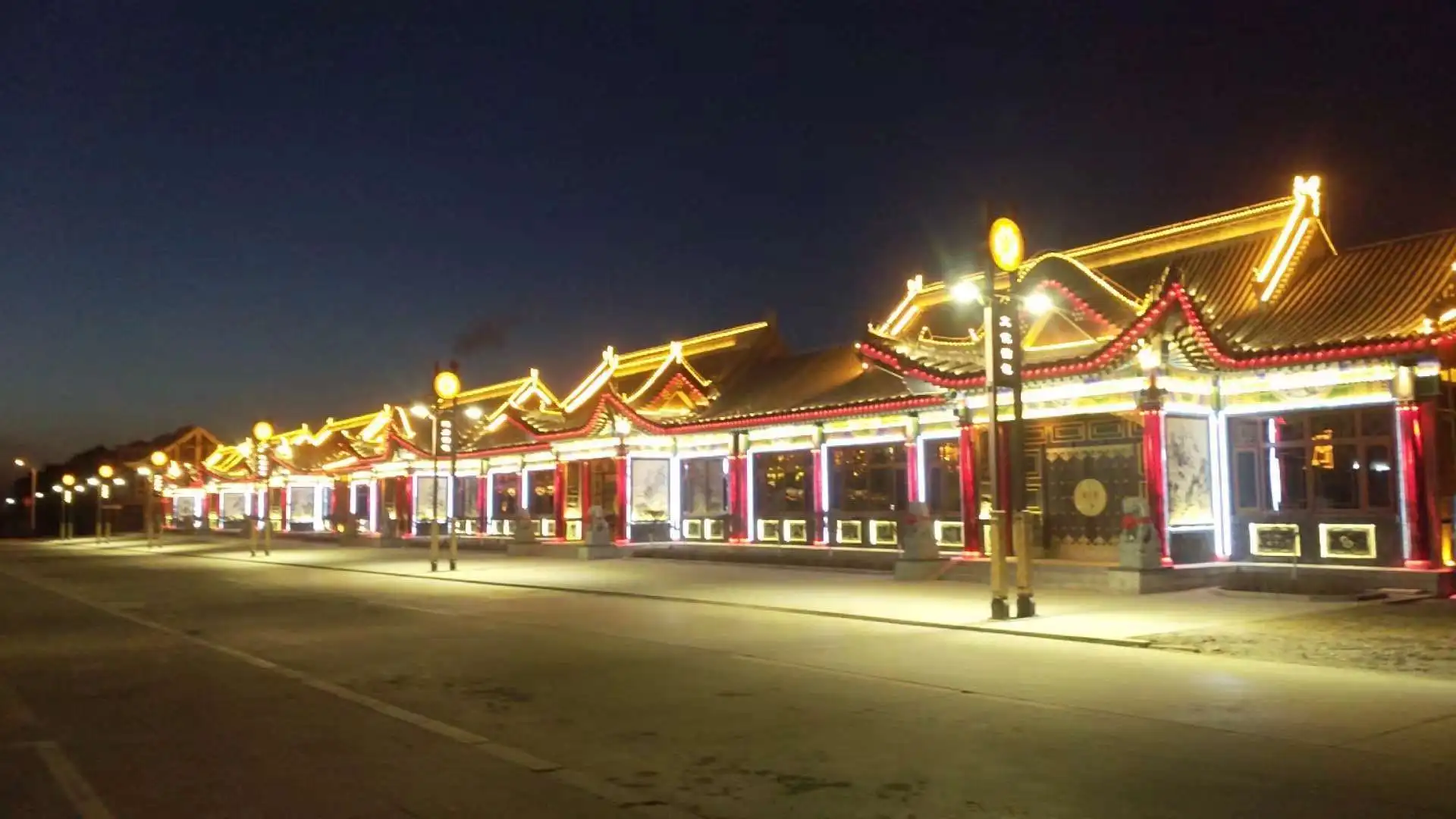 شاشة Led شبكة في الهواء الطلق Led شبكة فيديو مقاوم للماء 20 مللي متر مقاوم للماء كامل اللون عرض الإعلان شاشة شبكة Led صافي #3