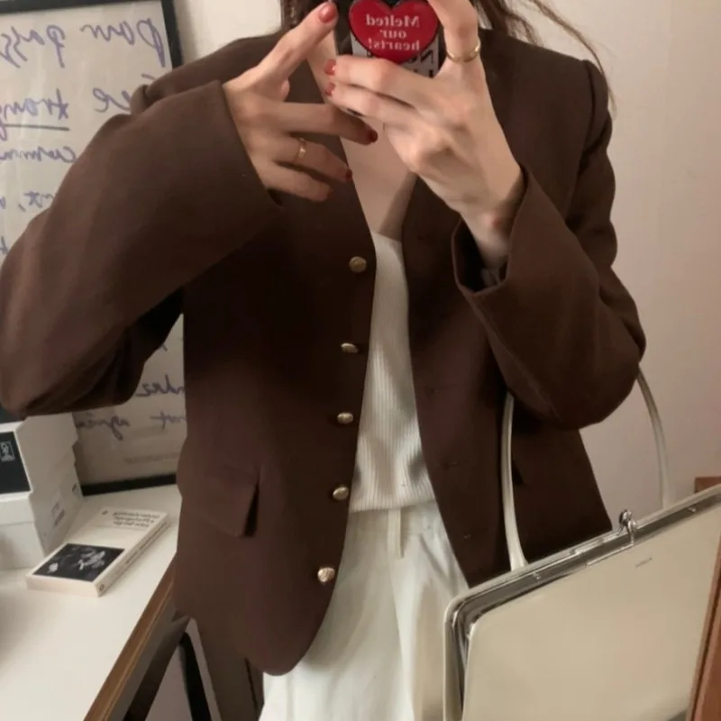 

Fall Winter ort Sle Women's Jaet Metal Button Casual V-ne Retro Brown Color Polyester Fiber 00% New Faion Model