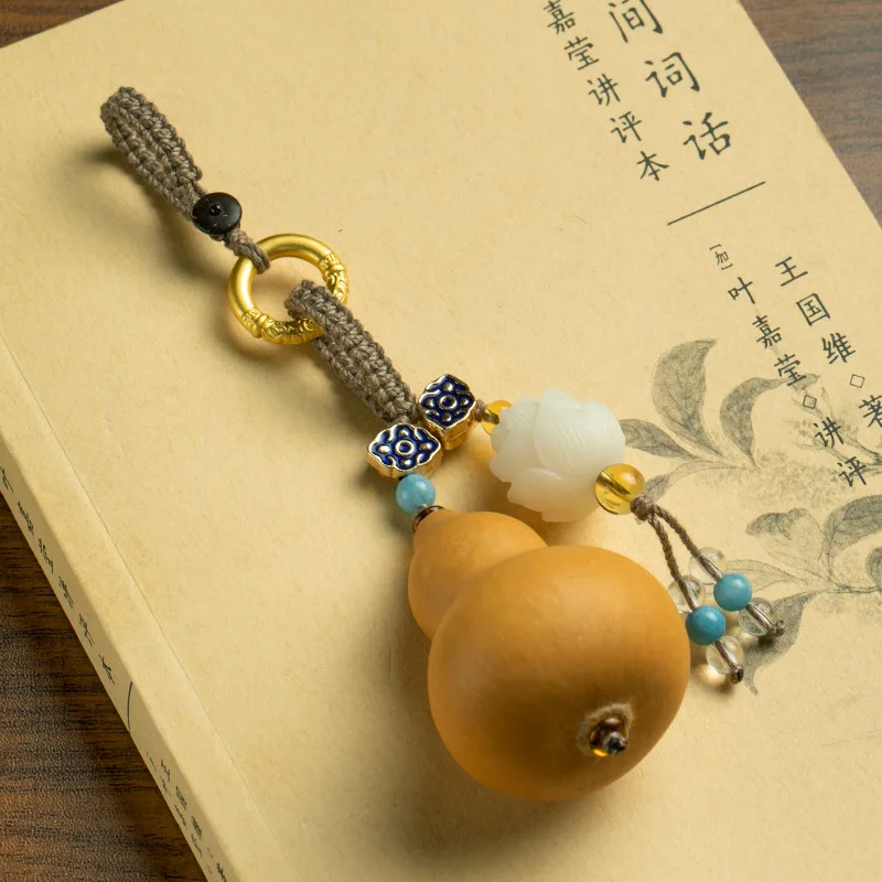 Natural Gourd Keychain Pendant Car Key Bag Hanging Ornament Handheld Decorative Charm With Lotus Bead For Men And Women Daily