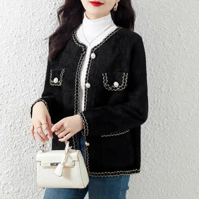 Autumn Winter Fashion Commute Chic Button Thick Knitted Cardigan Women Temperament Elegant Warm Sweaters Coat