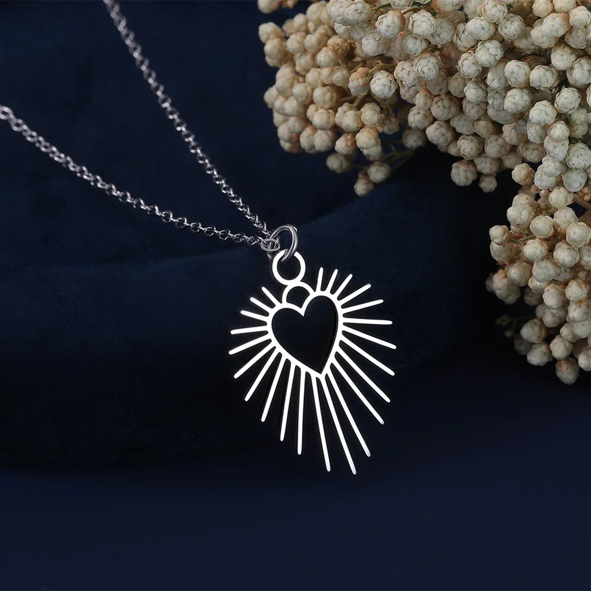 Trendy Love Heart Sunshine Rays Necklaces for Women Clavicle Choker Stainless Steel Chains Fashion Lover Jewelry Unique Gifts
