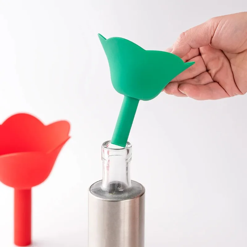 Creative flower funnel three-piece kitchen silicone oil funnel convenient liquid dispenser funnel
