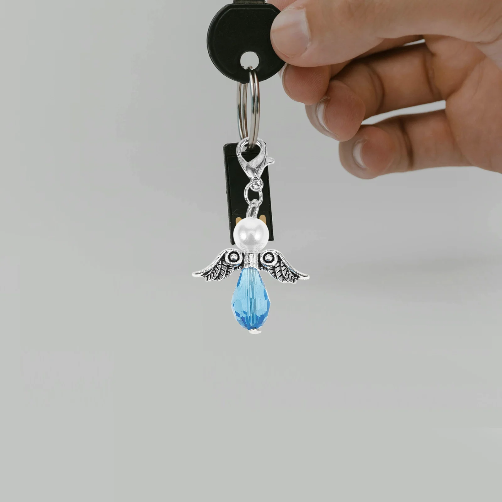 

5Pcs Angel Wing Key Chain Colorful Beads Durable Pendant Purse Hanging Decor Girls Backpack Ornament Decorative Keychains Gift