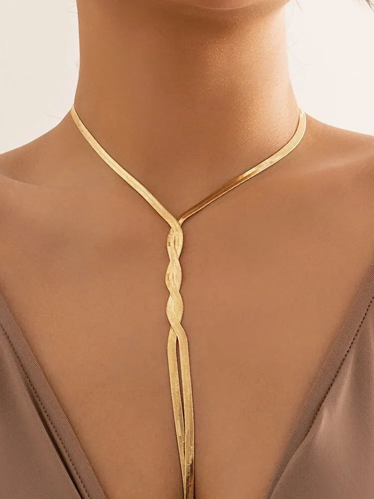 Seksowny gotycki regulowany płaski wąż długi naszyjnik z łańcuszkiem dla kobiet Vintage splot Twisted Link Choker na klatkę piersiową estetyczna biżuteria na szyję nowość — zdjęcie 2