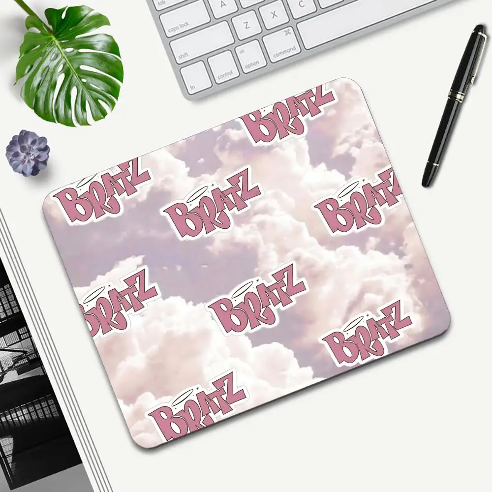 14Fashion B-BRATZ Mouse Pad Cartoon rubber Small mouse pad desktop computer office keyboard e-sports ROGs game