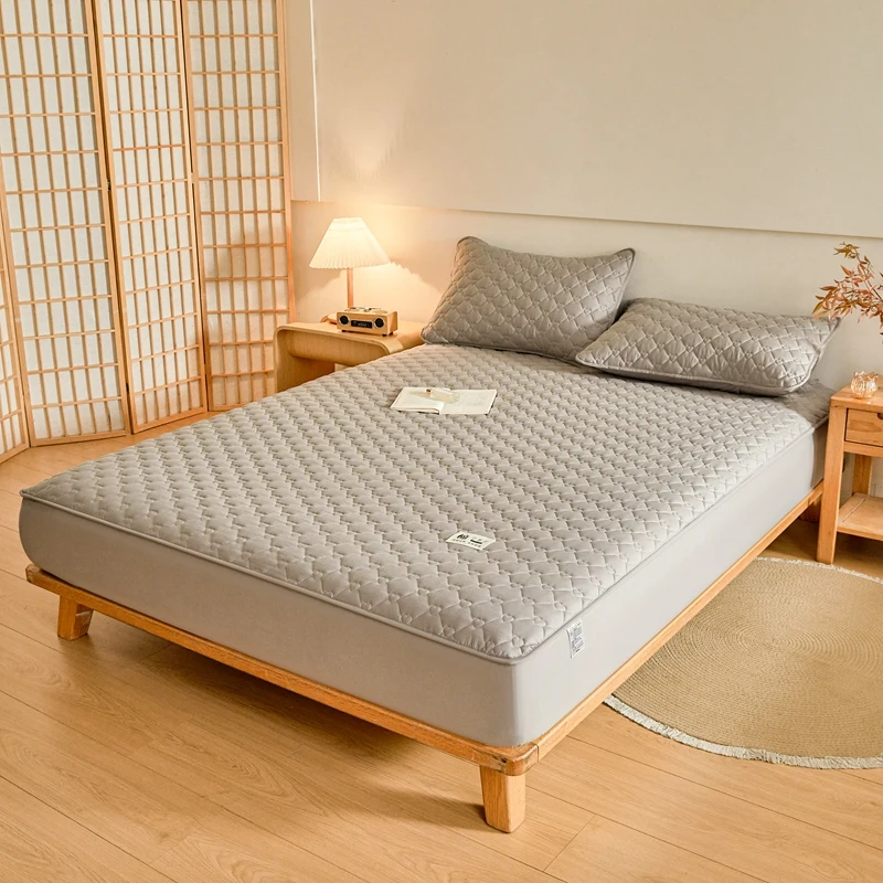 قطعة واحدة من واقي مرتبة القطن (غطاء الوسادة غير متضمن) ملاءة مبطنة متوفرة بأحجام متعددة: 90/120/135/150/180/200