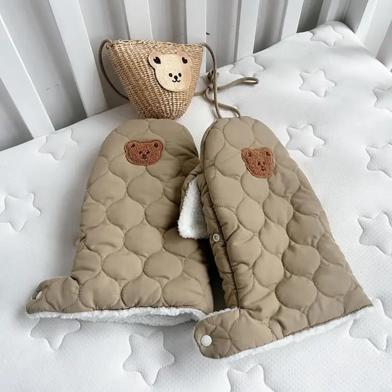 95AE ぴったり＆ドライ ハンドウォーマー ぬいぐるみ クマ グローブ ミトン ベビーカー保護用