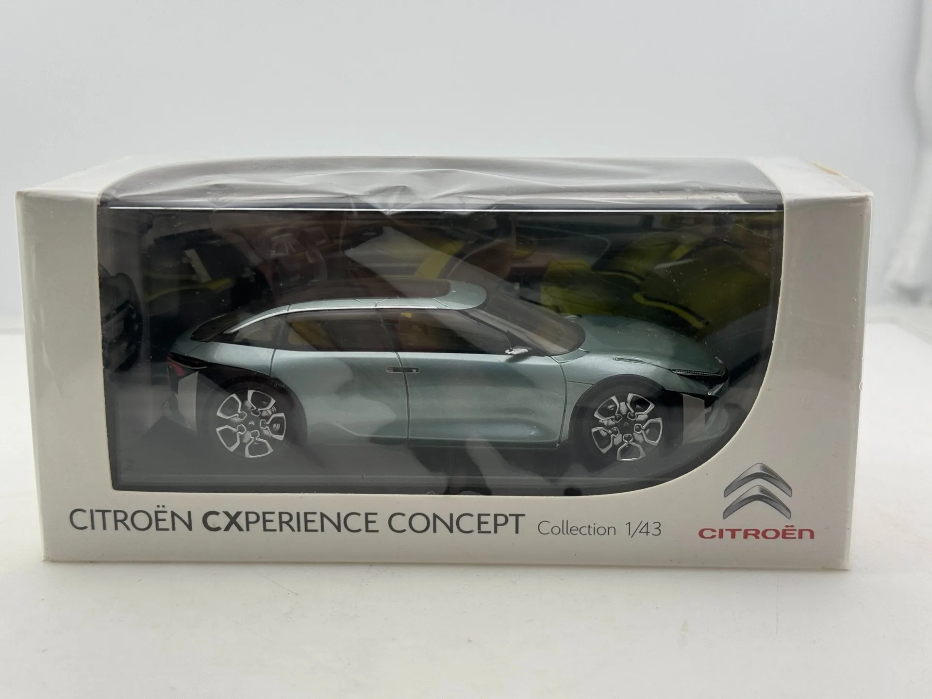 

Flaws Diecast Norev 1/43 Scale Citroen Cxperience Concept Sports Car Concept Car Model Collectible Toy Gift Souvenir Display
