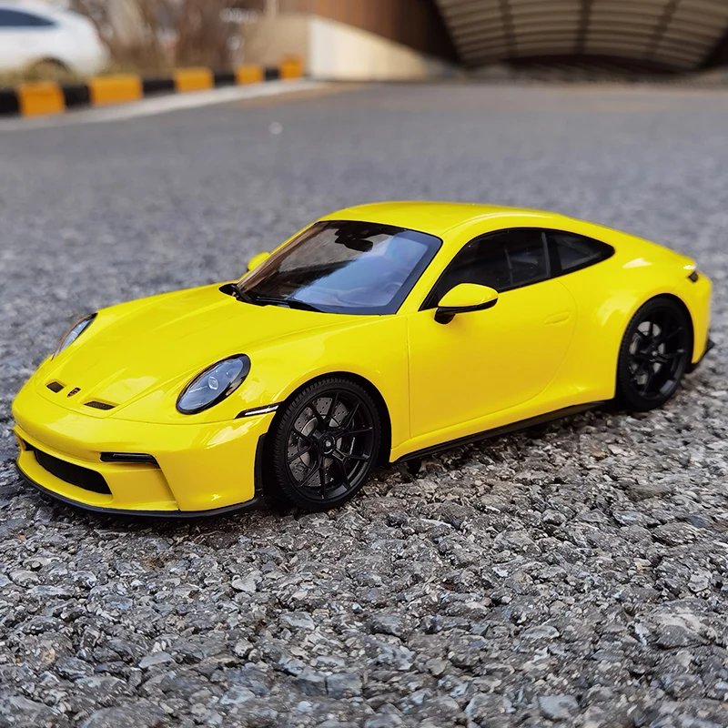 Minichamps 1/18 Porsche 911 (992)GT3 TOURING 2022 resin car model model car model Send relatives and friends