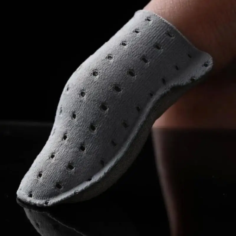 2024 Finger Sleeve Gaming Controller for PUBG Mobile Game Finger Covers Breathable Anti Sweat Skid Screen Fingertip Gloves Cover