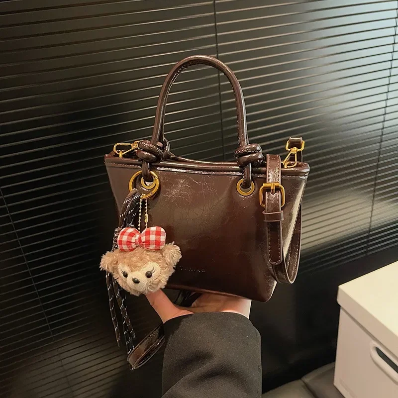 

2025 Must-Have! Luxury Retro Small Crossbody Bag | Stylish All-Match for Fashion Girls | Hot-Selling Statement Accessory