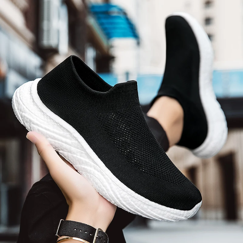 Men\'s Casual Sports Shoes, Lightweight and Breathable Low Cut Black Running Shoes New Mesh Shoes for The Summer of women\'s shoes