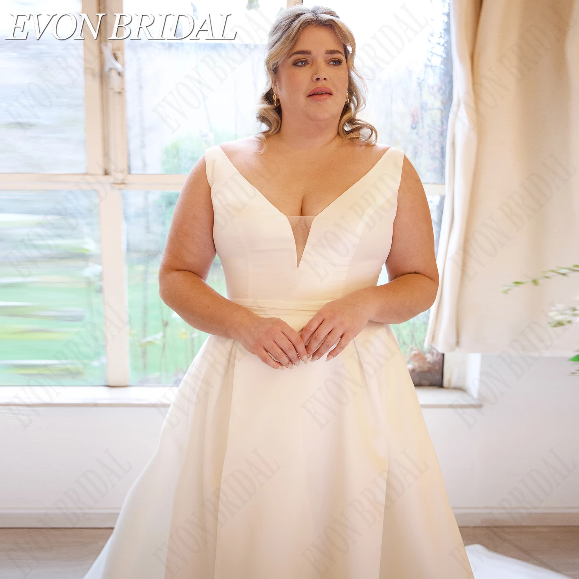 EVON BRIDAL Customized Spaghetti Strap Satin Wedding Dress Plus Size A-LINE Side Split Bride Dresses V-Neck Backless Bridal Gown