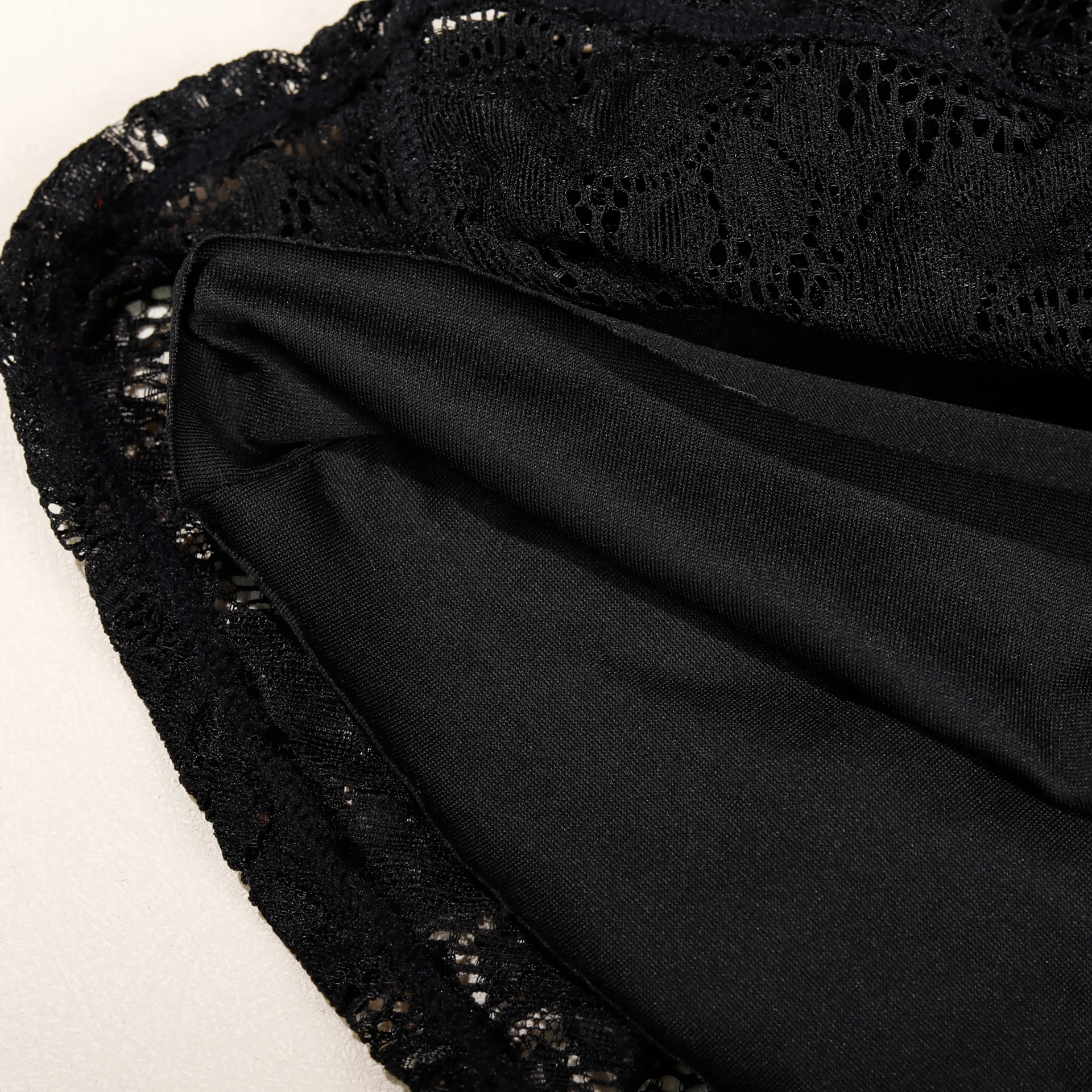 ملابس داخلية مثيرة أوروبية وأمريكية جديدة لعام 2025، تطريز شبكي مع حلقة فولاذية، مجموعة صغيرة مكونة من قطعتين، مجموعة ممتعة 2010