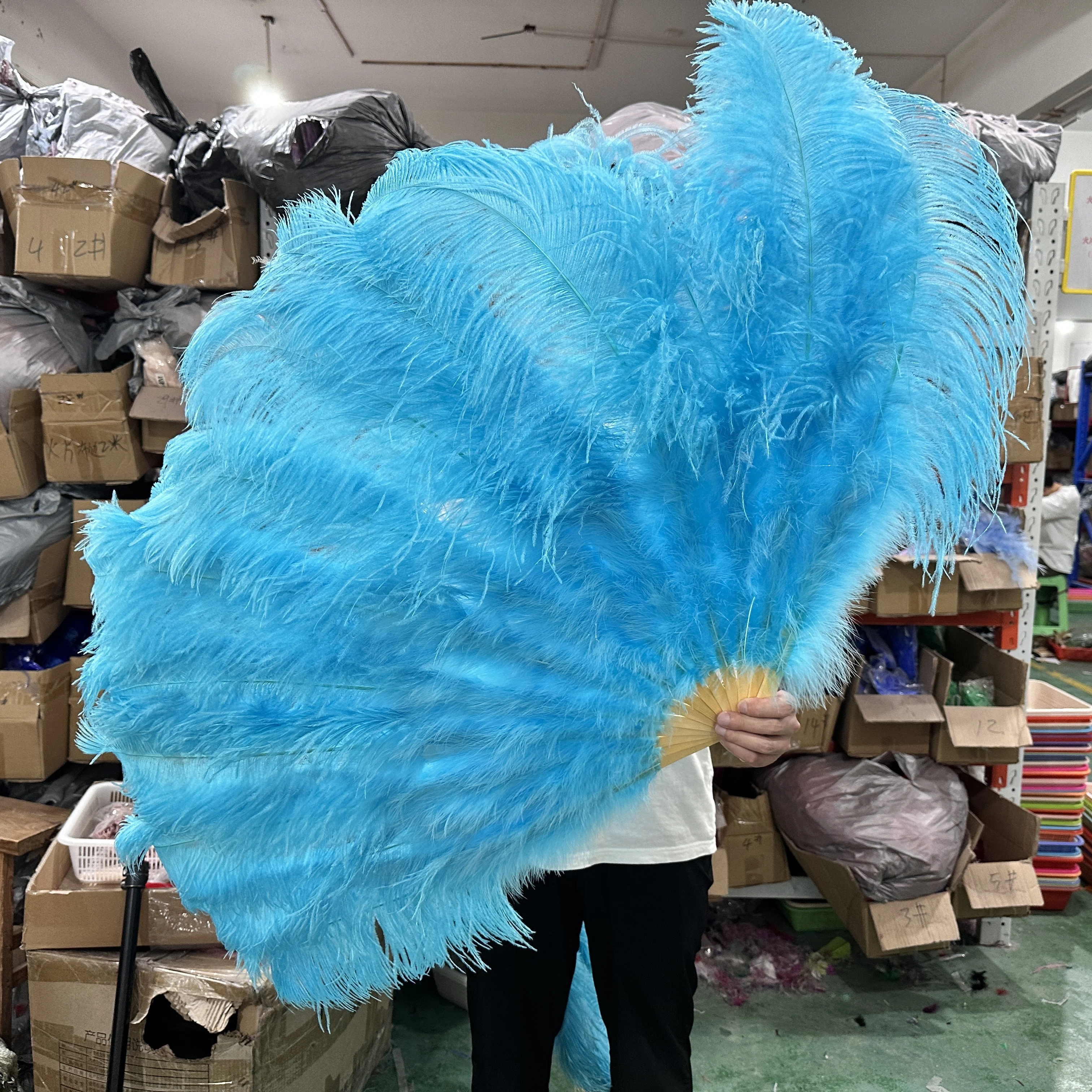 Big Blue Ostrich Feather Fan Fluffy 13Bone Handheld for Carnival Belly Dance Stage Performance Wedding Party DIY Crafts Plumes