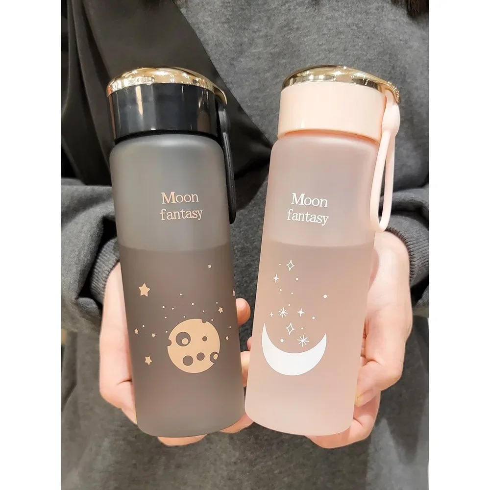 New 580ml Moon Fantasy Water Bottle Portable Plastic Cup Student Leakproof Bottles Simple Frosted Gradient Plastic Cup