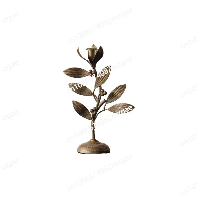 

Christmas decorations, wrought iron flower candlesticks, American candlelight dinners