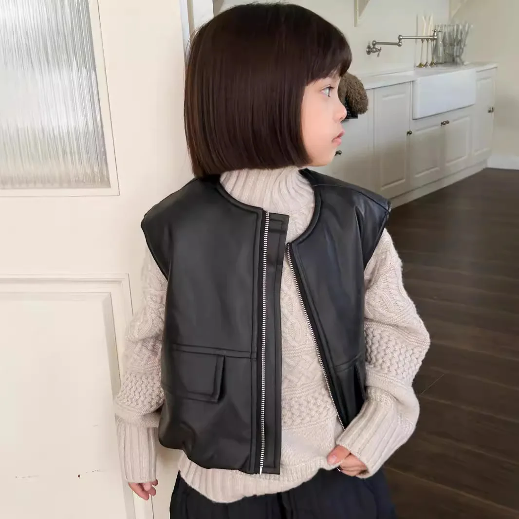 Girls Vests 2024 Winter New Childrens Clothes Baby Girls Design Sense Zipper Retro Leather Vests Casual Simple and Daily