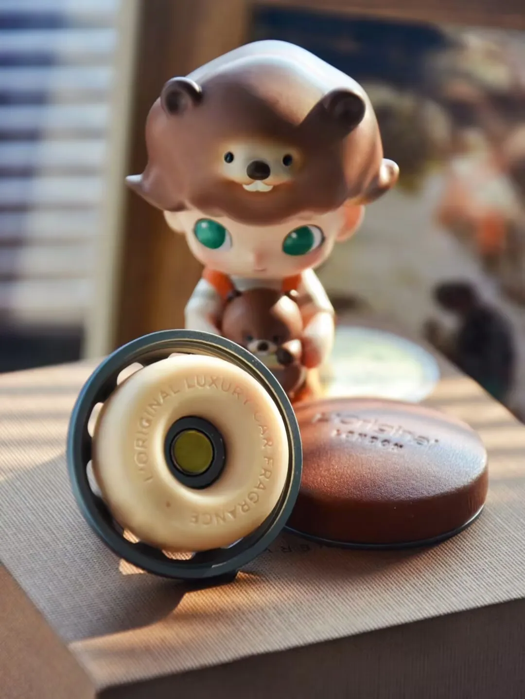 

POP MART DIMOO Kawaii Beaver Elevator Blind Box Surprise Mystery Action Figure Toy Collection Caixa Caja