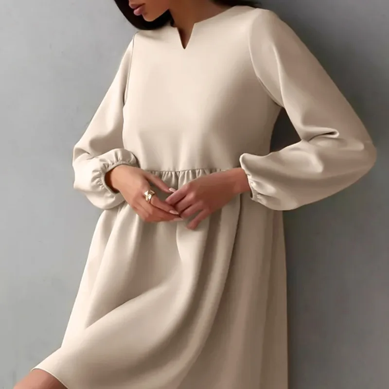 

2024 Spring New Women's Casual V-neck Bubble Sleeve Fashion Split Dress Temperament Commuting Female Elegant A-line Dresses