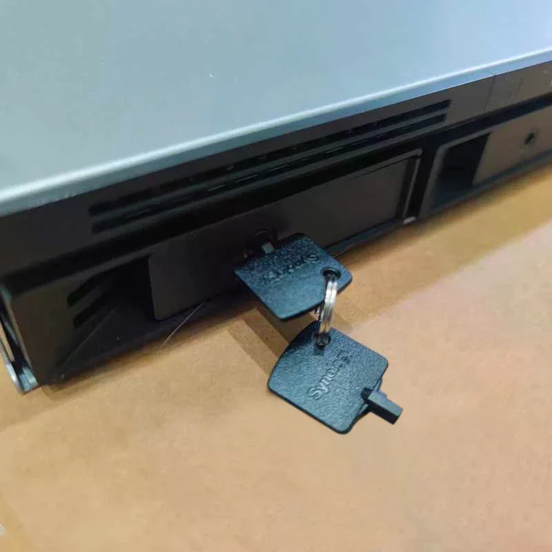 1 Uds. Llave de bahía de disco duro Synology NAS tecla de bahía de unidad para DS923 + 920 + DS1621 + DS1821 + Etc. Llave de bahía de disco duro