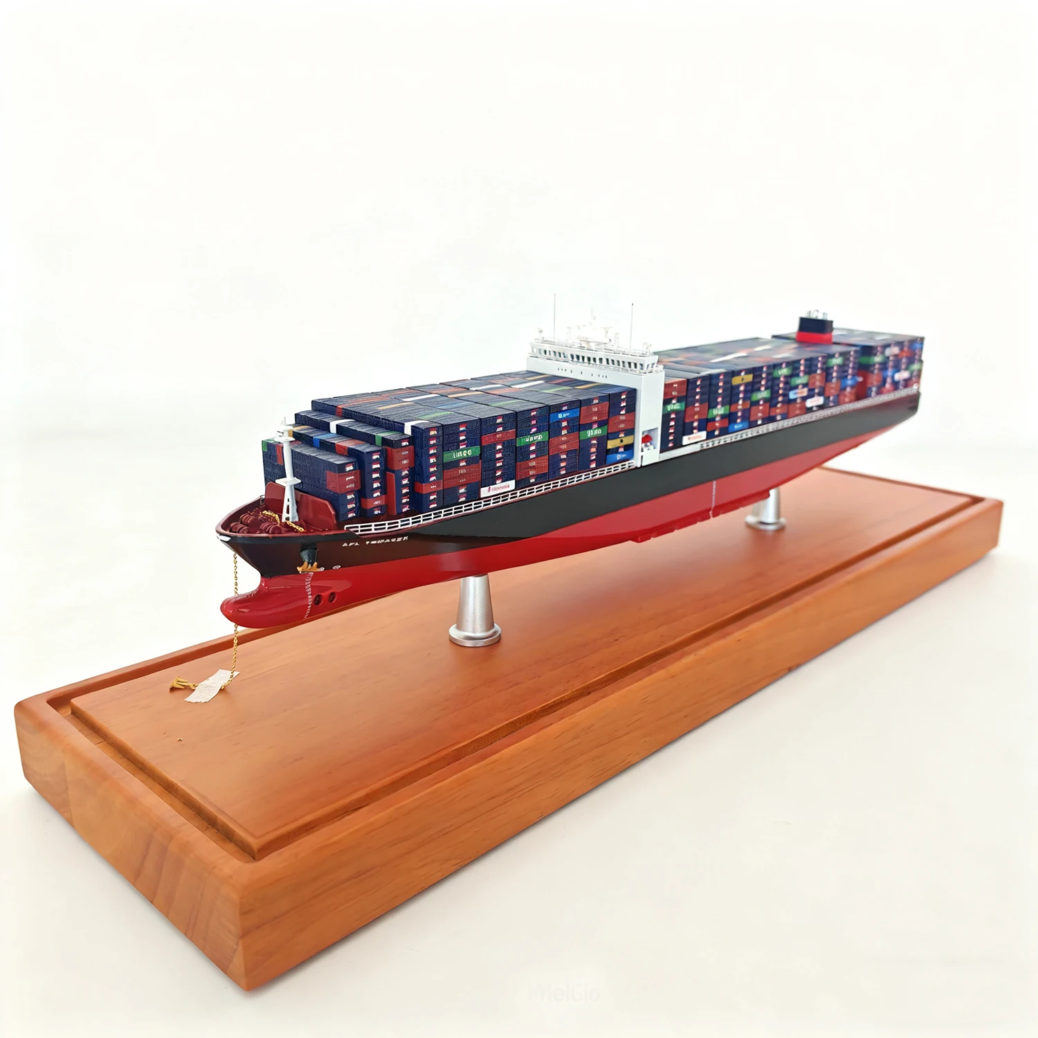 

1/600 Scale Realistic Container Ship Model 70cm Made of Alloy Material Container Ships Static Model Ship Toy Ornaments