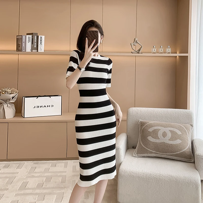 Black White Striped Knitted Dress Women Korean Summer Short Sleeve Comfortable Ice Silk Knitted Dress Elegant Midi T-Shirt Dress